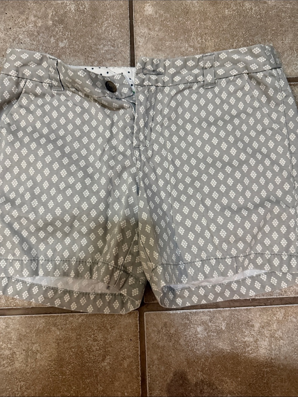 Women's Printed Casual Shorts - Light Gray with White Pattern